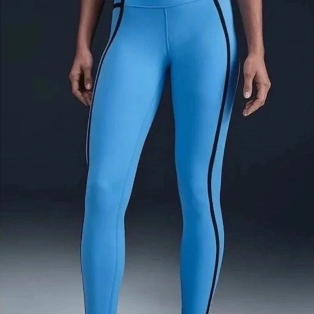 Women Nike One Dry-Fit High-Waisted 7/8 Legging Sz.Xs/Sm/XLg. Sky Blue HJ1137412 - Picture 1 of 16